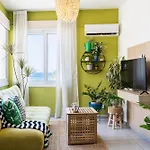 Whispering Palms 1-br By Finikoudes アパート ラルナカ