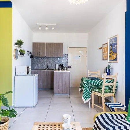 Appartement Whispering Palms 1-br By Finikoudes Larnaca