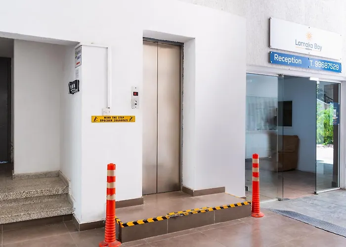 Whispering Palms 1-br By Finikoudes Apartamento Lárnaca