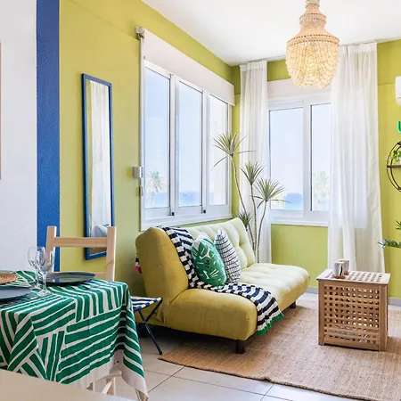 Whispering Palms 1-br By Finikoudes Apartment *